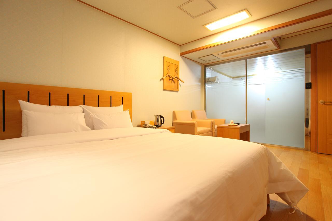 Prince Hotel Seoul Ngoại thất bức ảnh