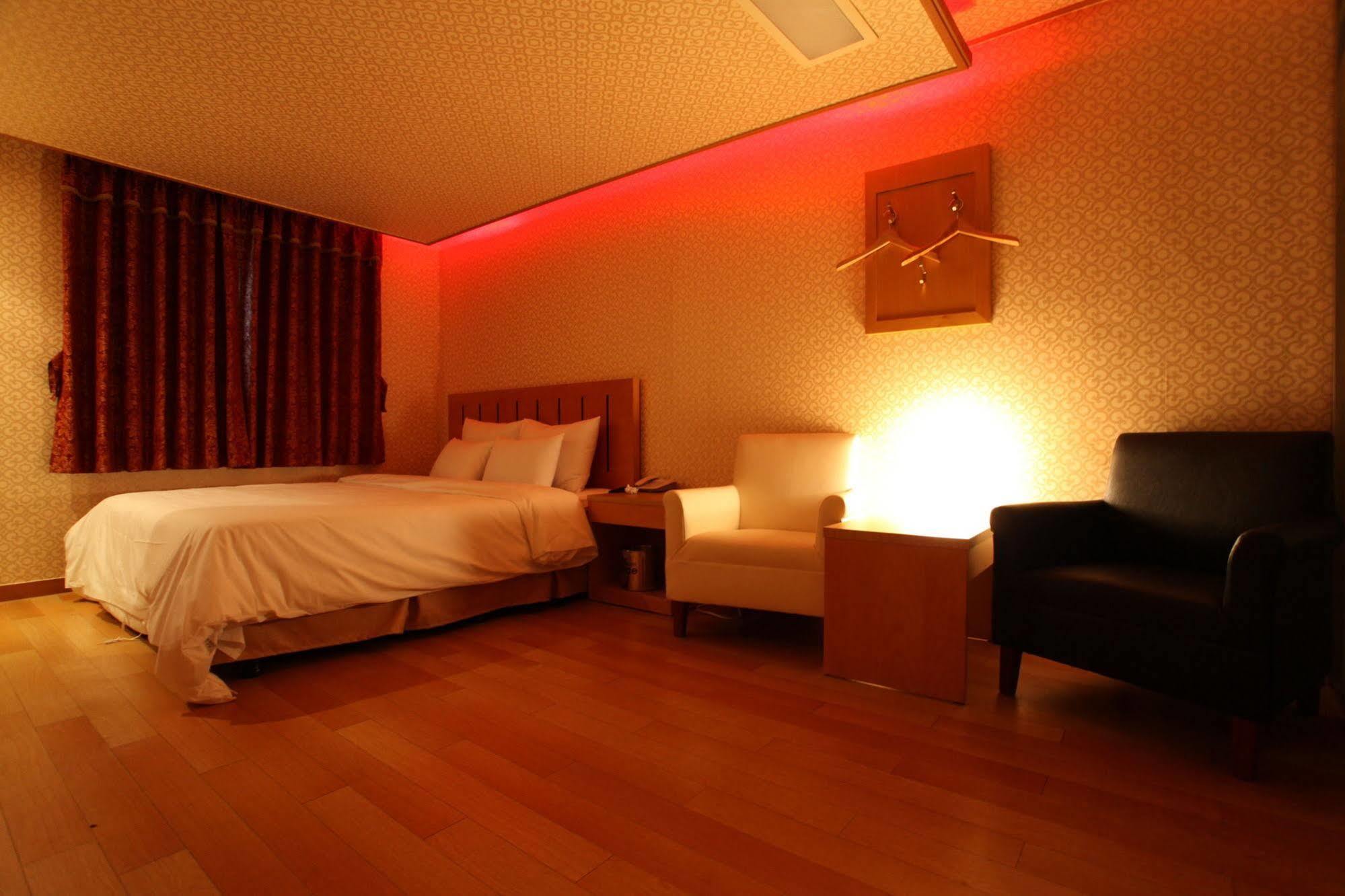Prince Hotel Seoul Ngoại thất bức ảnh